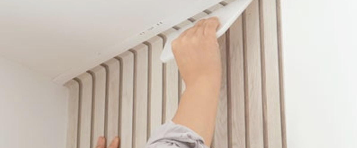 5. INSTALLING THE FIRST STRIP