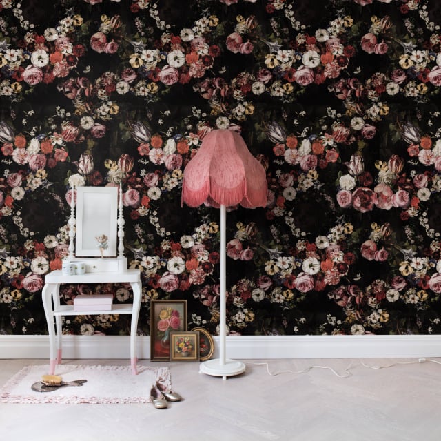 Enhance A Romantic Bedroom With A Mural