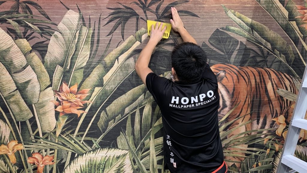 Wallpapers installation services