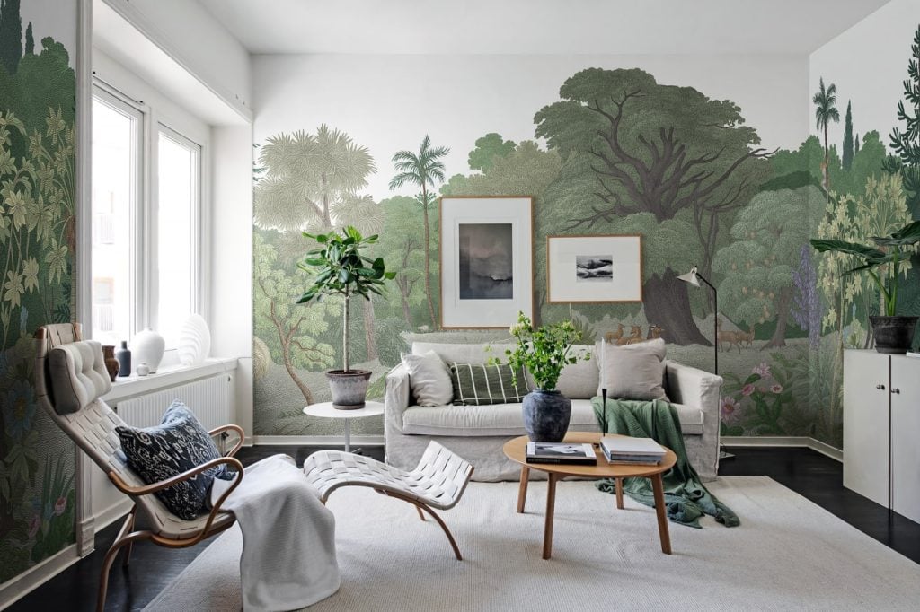 Guide to Mural Wallpaper