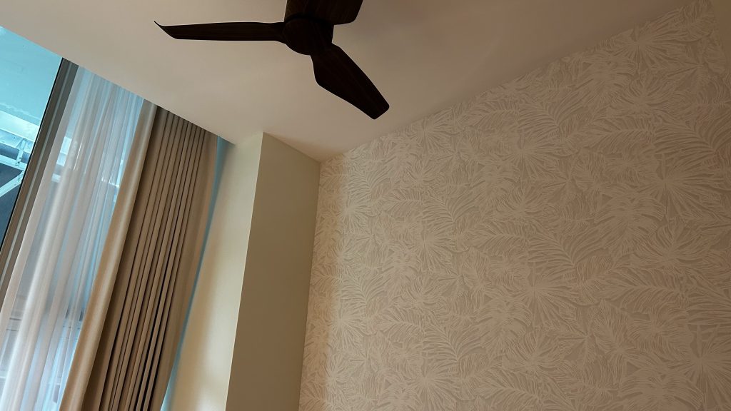 Floral wallpaper can also help tie your room together and create an attractive look