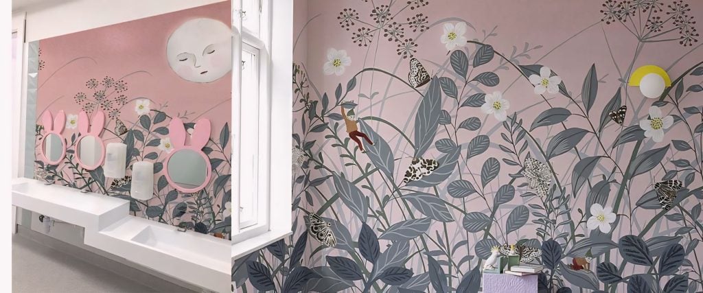 Dreamy pink for girls toilet wallpaper for kindergarten