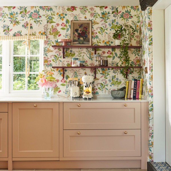 Harlequin | Sophie Robinson | Woodland Floral Wide Width