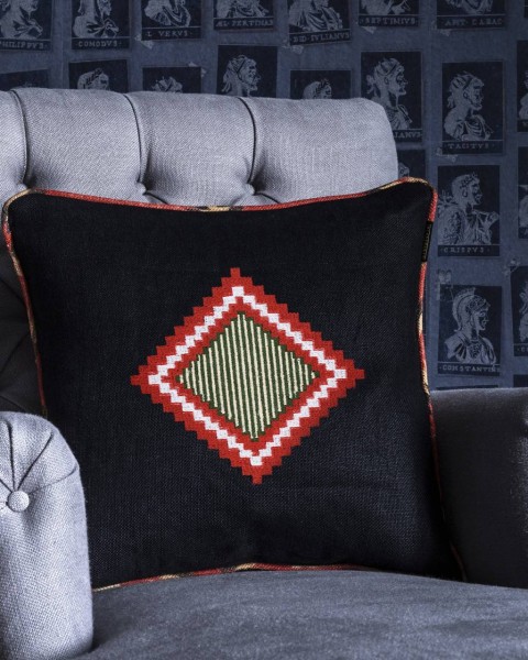 MINDTHEGAP | MOKI Embroidered Cushion | LC40032