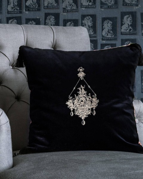 MINDTHEGAP | GEMME EMBROIDERY Velvet Embroidered Cushion | LC40059