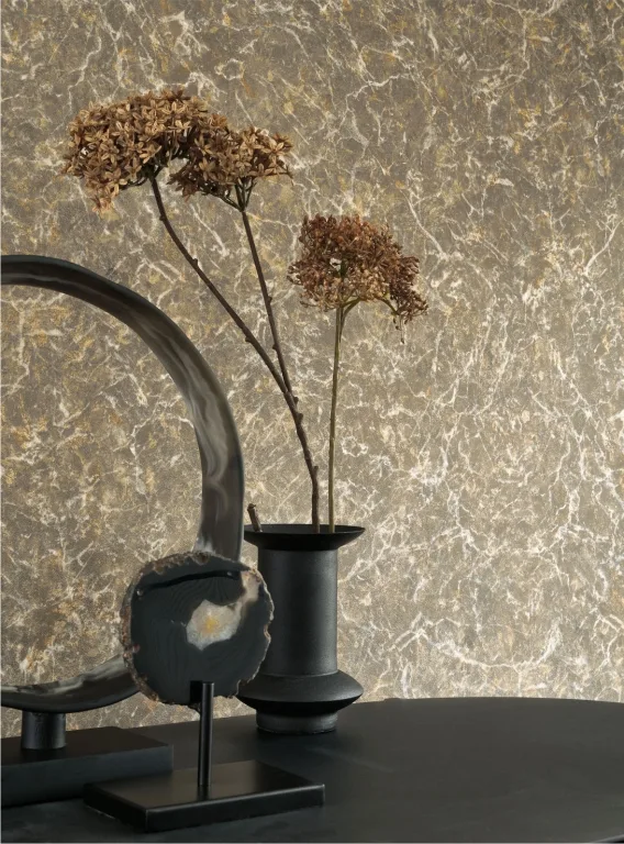 Timeless wallpaper by Casadeco