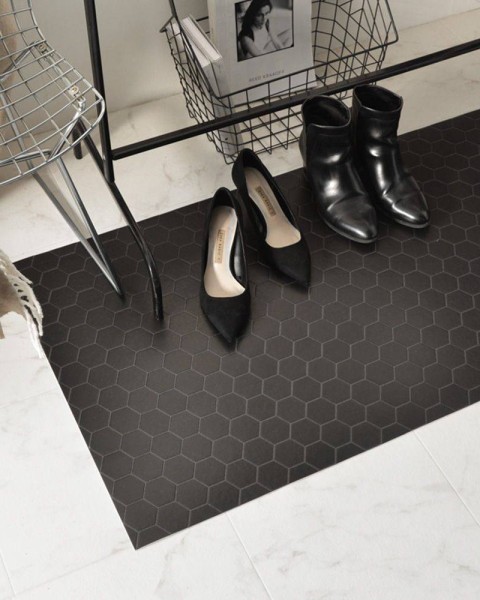 Floor Mat - Stylish Honeycomb Black