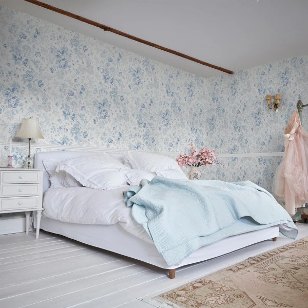 Graham & Brown | Garden Floral Wallpaper