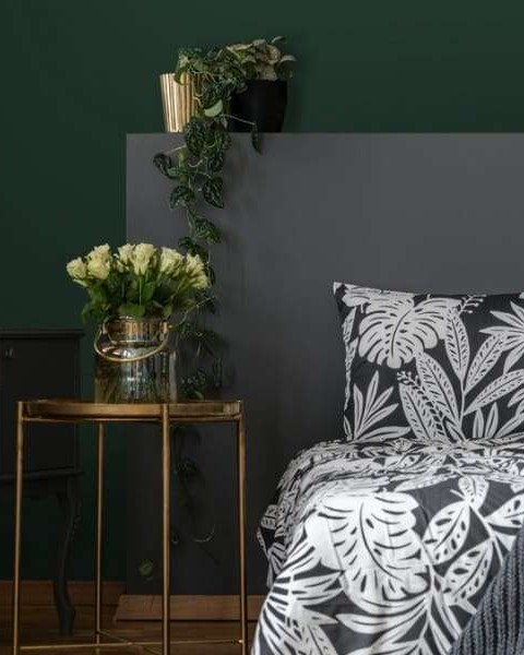 Graham & Brown | PARADISE | Uni Elegant Leaves Dark Green 106414