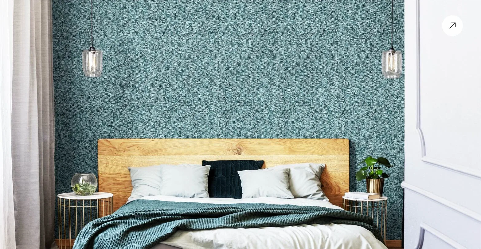 Bedroom Alpine Reptile