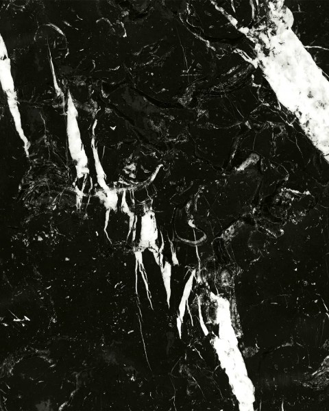 Koziel | Nero marquina marble arch wallpaper | ARCH-LPM001MP