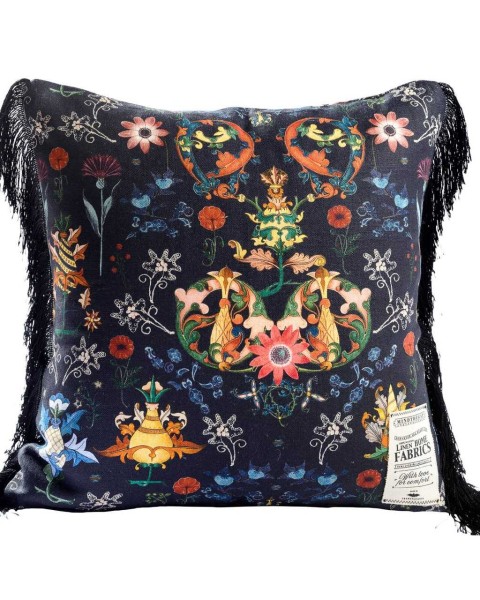 MINDTHEGAP | TRANSYLVANIA FOLK Cushion