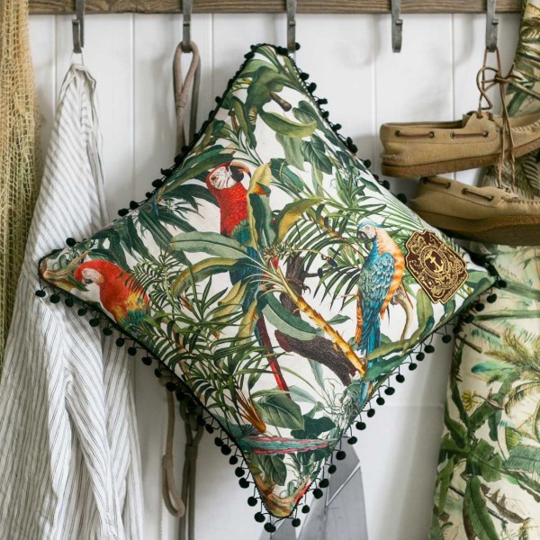 MINDTHEGAP | PARROTS OF BRASIL Cushion