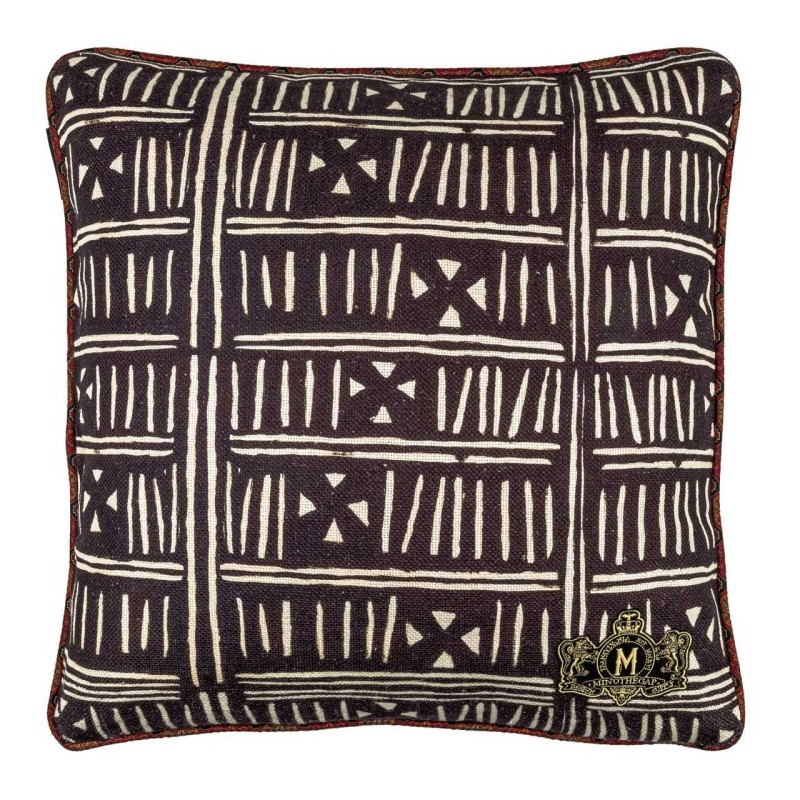 MINDTHEGAP | BOGOLANFINI Cushion | LC40038