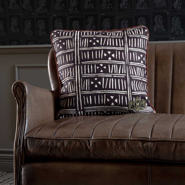MINDTHEGAP | BOGOLANFINI Cushion | LC40038