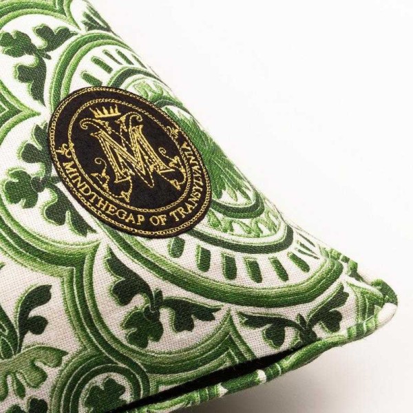 MINDTHEGAP | THE MANOR Cushion | LC40057