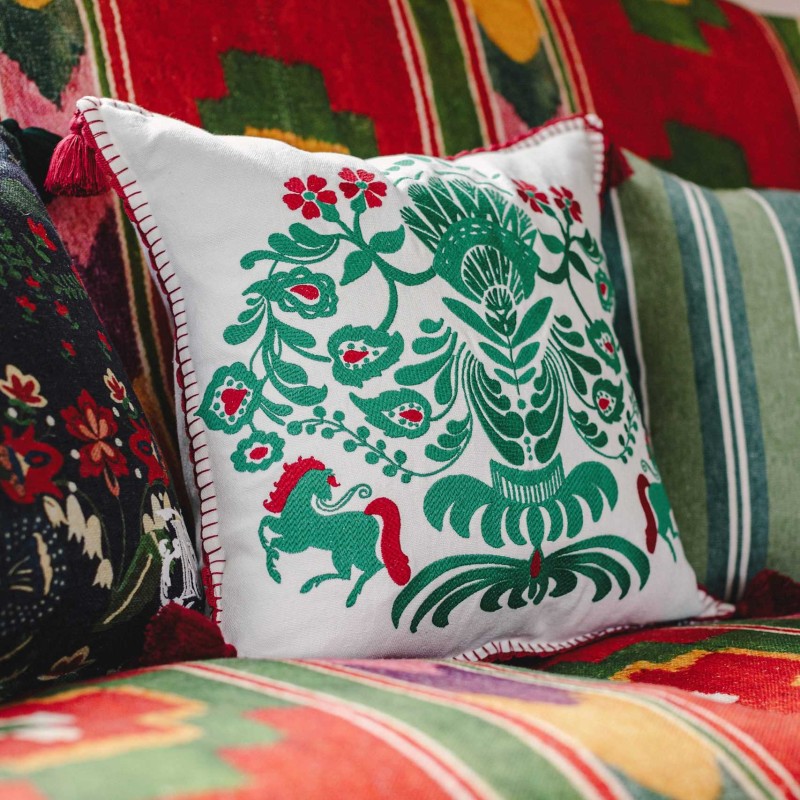 MINDTHEGAP | HORSE PARADE Embroidered Cushion | LC40081