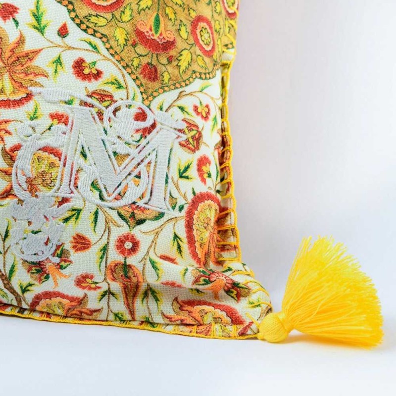 MINDTHEGAP | CSARDAS Cushion | LC40085
