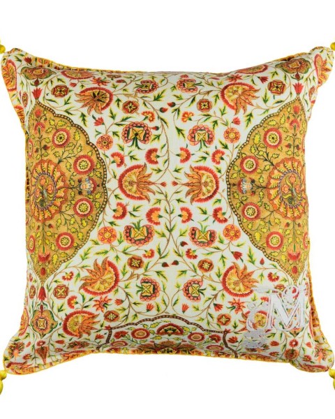 MINDTHEGAP | CSARDAS Cushion | LC40085