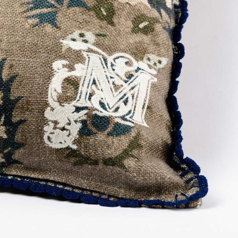 MINDTHEGAP | FLOURISH Cushion | LC40087