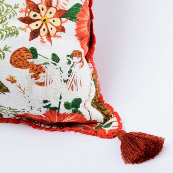 MINDTHEGAP | SZEKELY Cushion | LC40090