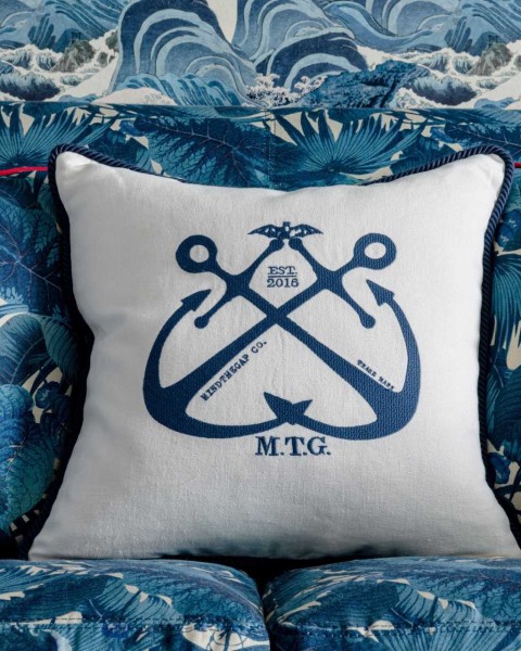 MINDTHEGAP | VINTAGE ANCHORS Embroidered Cushion | LC40106
