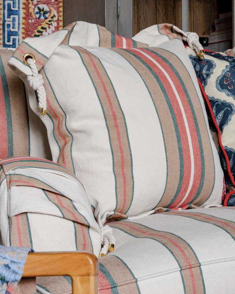 MINDTHEGAP | HERINA Stripe Cushion | LC40119