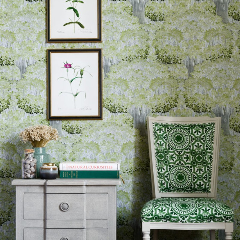 MINDTHEGAP | The Wallpaper Compendium | Savage Leaves Green | WP20445