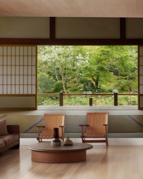 MARBURG | Japanese Courtyard Garden