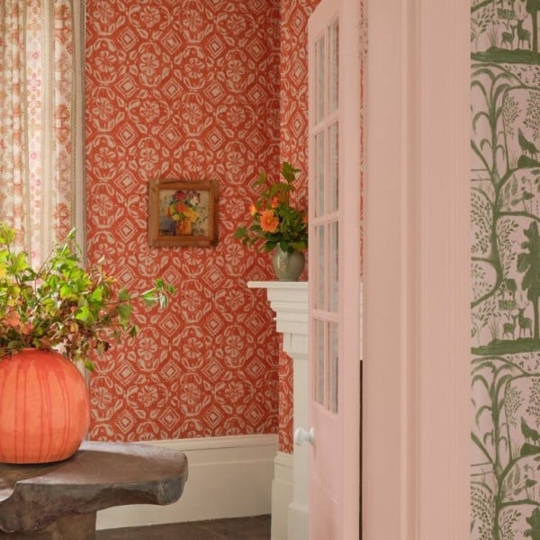 MINDTHEGAP | CHIMNEY CAKE WALLPAPER