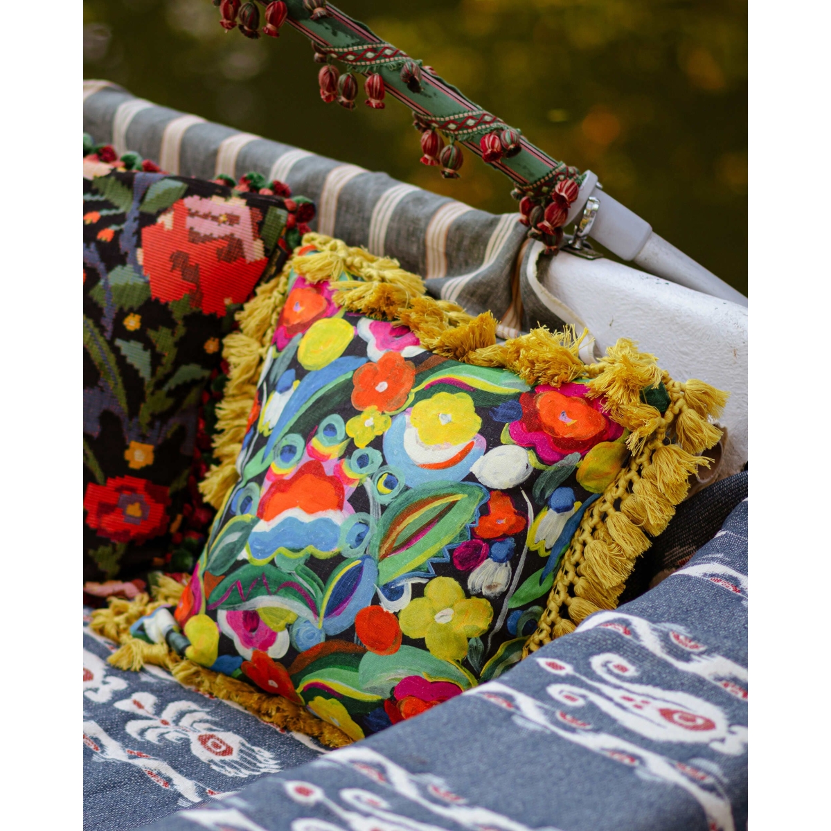 Mindthegap | Transylvanian Rhapsody | Cushion | QUEEN'S GARDEN