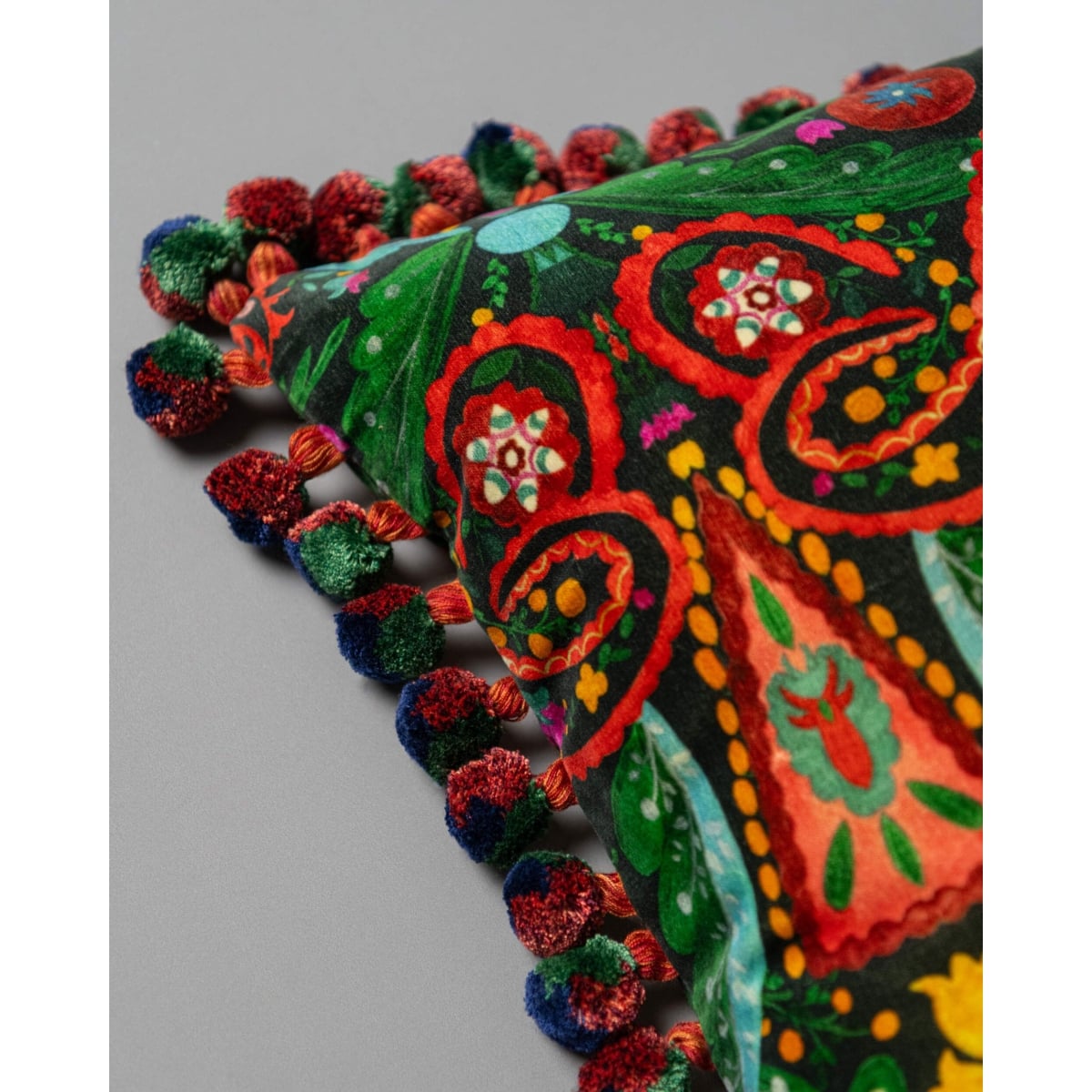 Mindthegap | Transylvanian Rhapsody | Cushion | ROSA MUNDI Anthracite