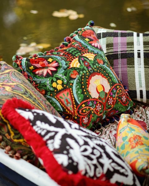 Mindthegap | Transylvanian Rhapsody | Cushion | ROSA MUNDI Anthracite