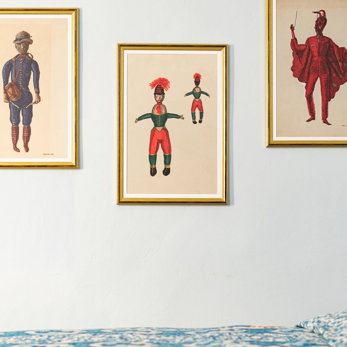 Mindthegap | Transylvanian Rhapsody | Framed Art | KNITTED DOLL DUKE