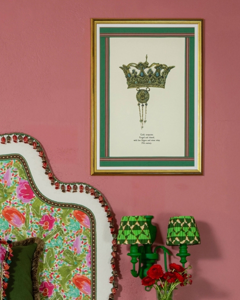 Mindthegap | Transylvanian Rhapsody | Framed Art | THE CROWN I