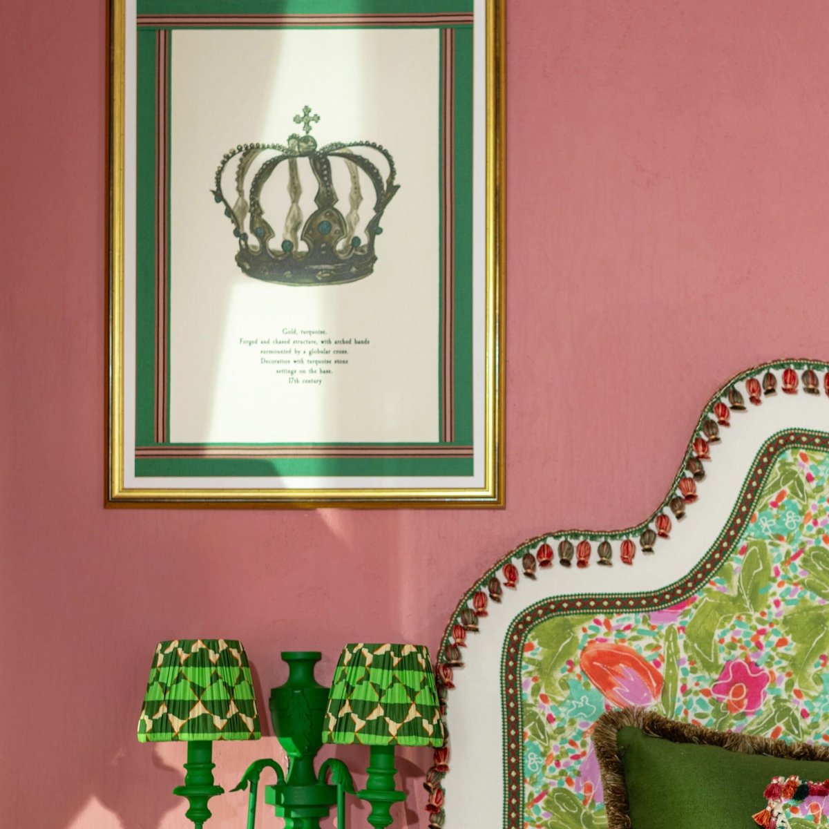 Mindthegap | Transylvanian Rhapsody | Framed Art | THE CROWN II