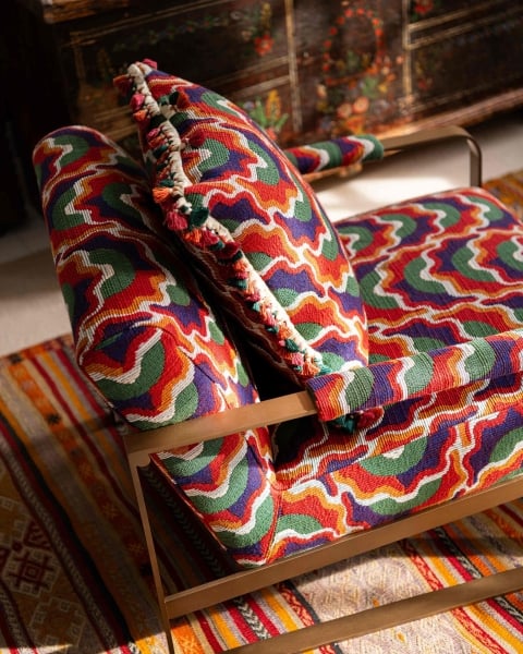 Mindthegap | Transylvanian Rhapsody | RONSON CHAIR | Alma 