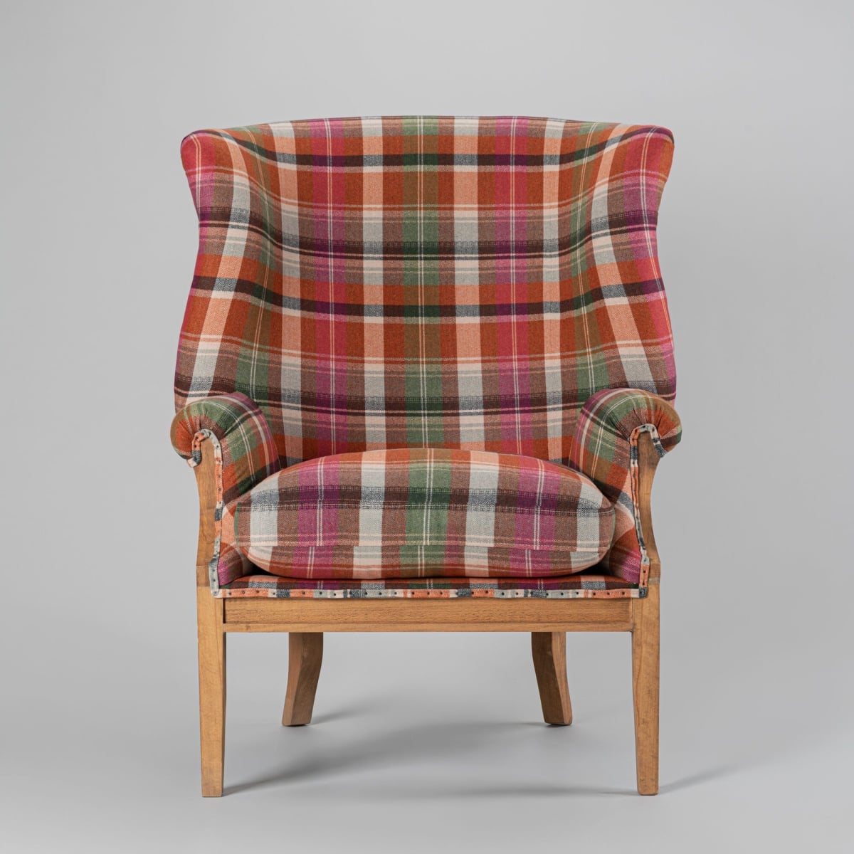 Mindthegap | Transylvanian Rhapsody | WILLIAM DECONSTRUCTED CHAIR | KERSCHDORF Plaid Carrot