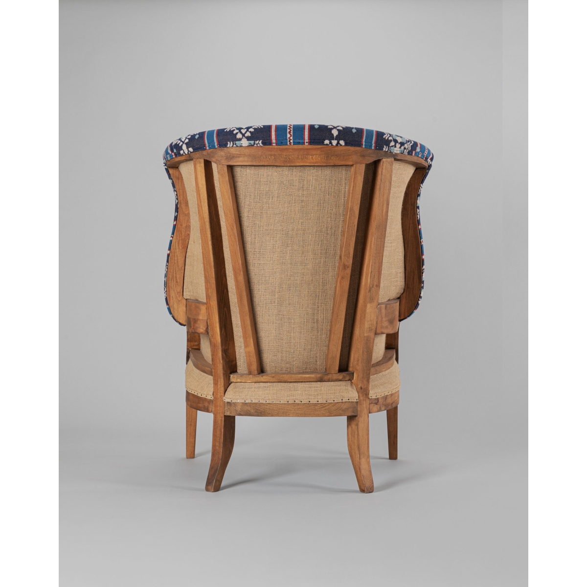 Mindthegap | Transylvanian Rhapsody | WILLIAM DECONSTRUCTED CHAIR | KING'S IKAT