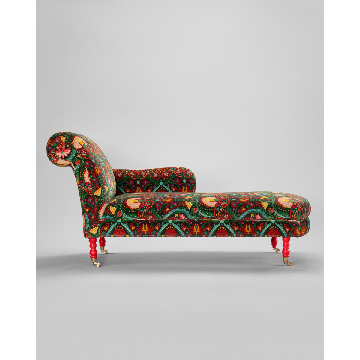 Mindthegap | Transylvanian Rhapsody | ANATOLIA CHAISE | ROSA MUNDI Anthracite