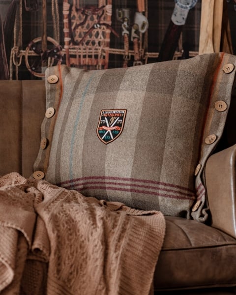 MINDTHEGAP | TYROL APRES-SKI HOME COLLECTION | Cushion | CHALET PLAID