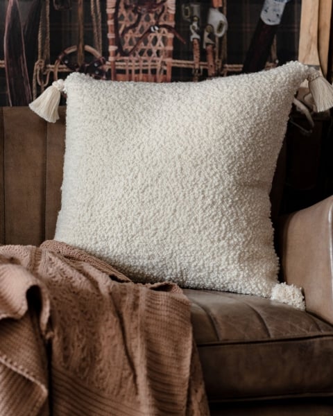 MINDTHEGAP | TYROL APRES-SKI HOME COLLECTION | Cushion | SCHAFFELL 