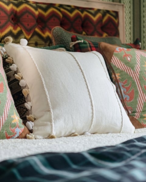 MINDTHEGAP | TYROL APRES-SKI HOME COLLECTION | Cushion | MILCHSCHAUM