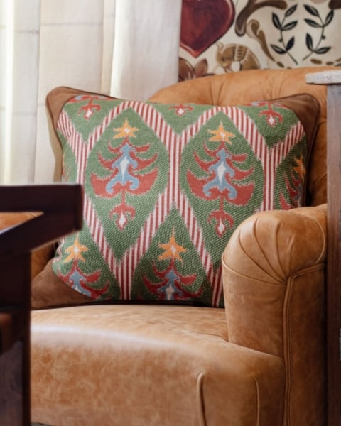 MINDTHEGAP | TYROL APRES-SKI HOME COLLECTION | Cushion | TANNENBAUM