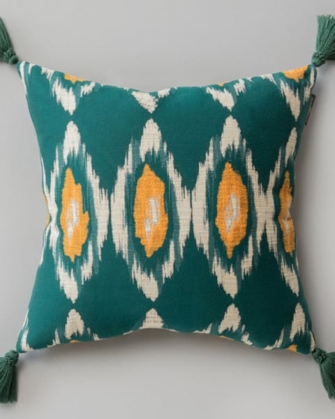 MINDTHEGAP | WOODSTOCK '69 | Cushion | PRADESH IKAT 