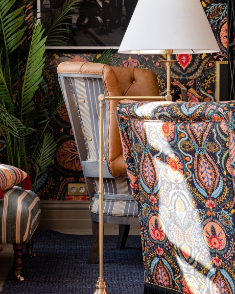 MINDTHEGAP | WOODSTOCK '69 | Floor Lamp | Kramer in Antique Brass