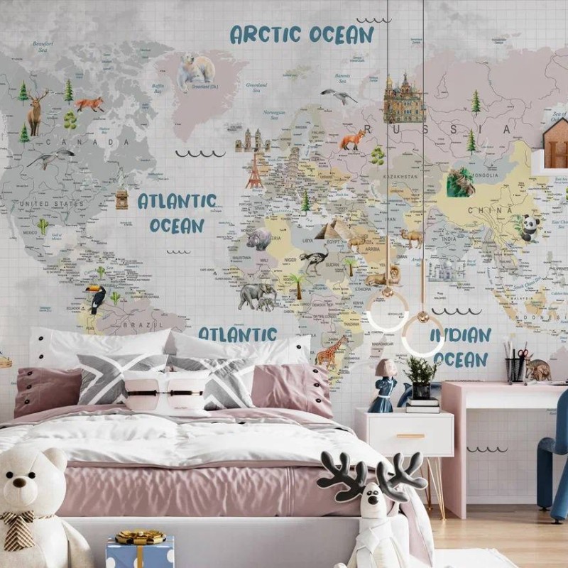 TM | Map-loving Explorer | MUR7252