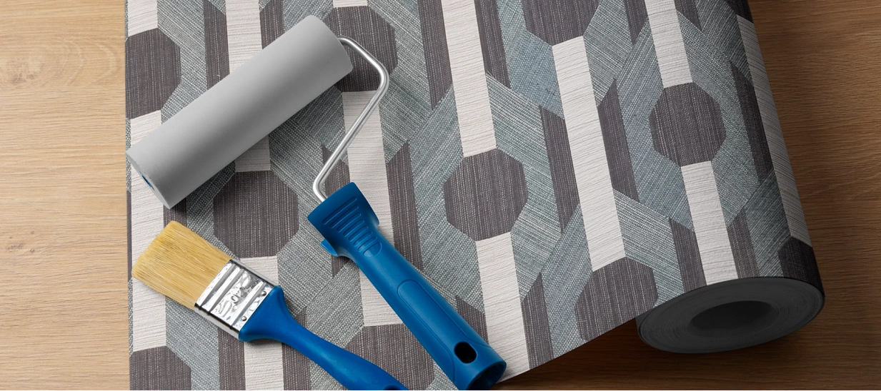 Wallpaper installation by Honpo