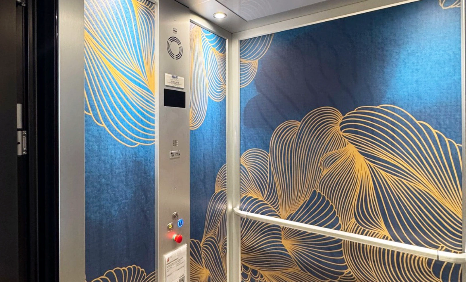 After installation of wallpaper