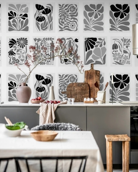 Playful Flora | Black & White